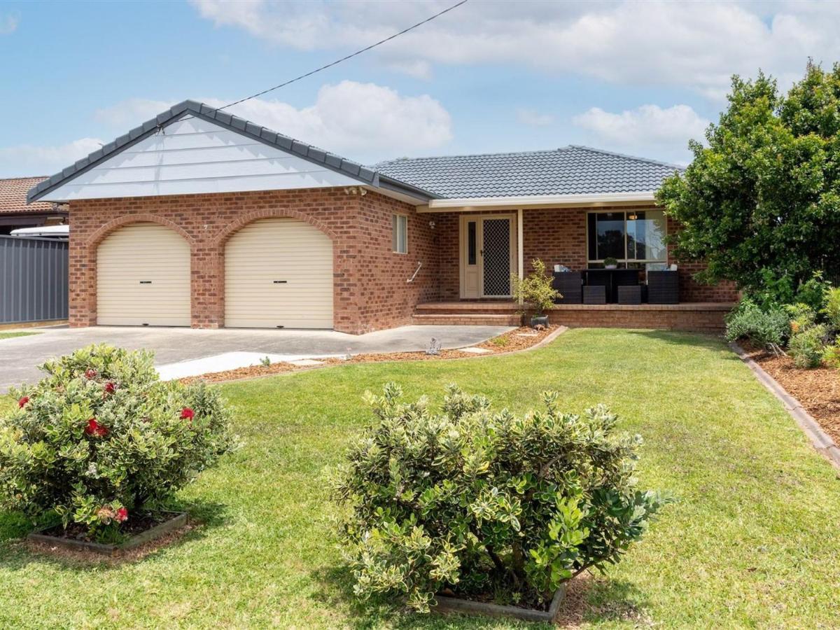 Happy Dayz Villa Culburra Beach Exterior photo